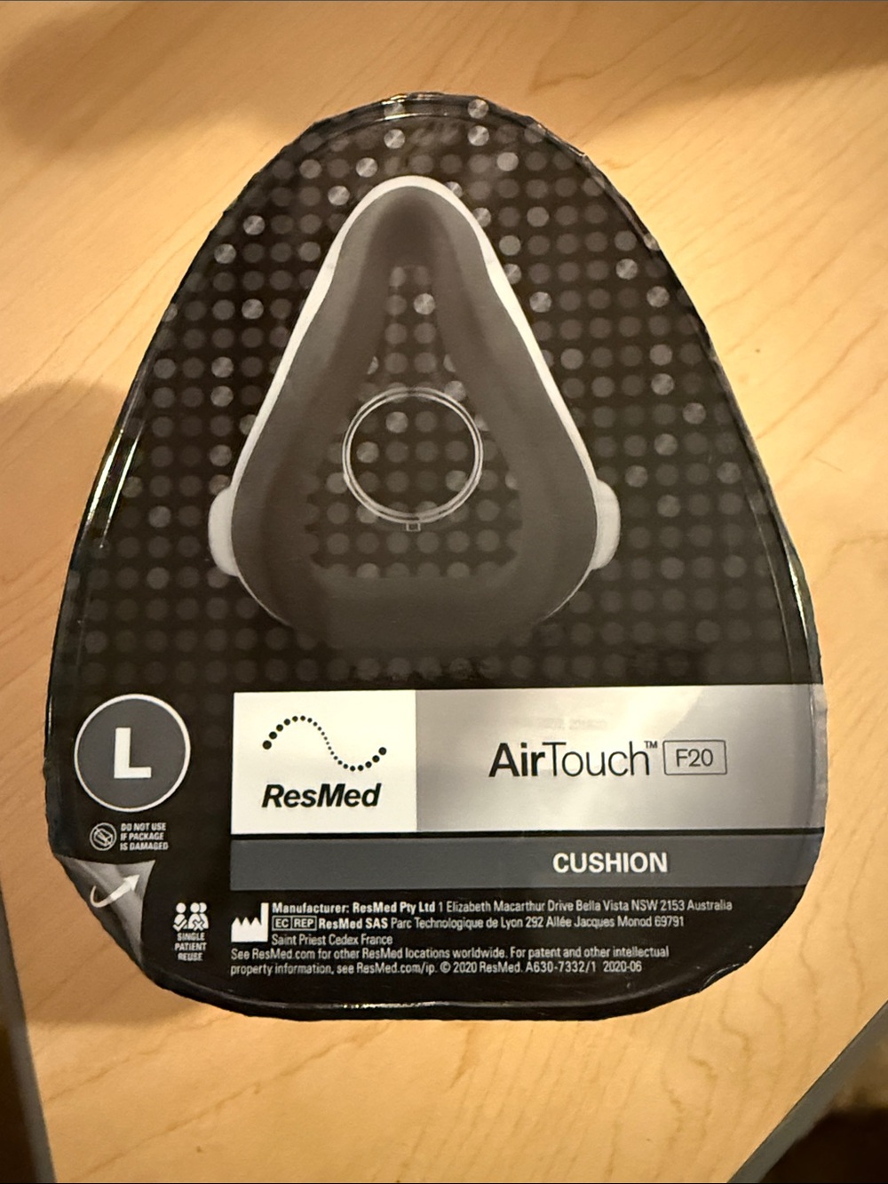 ResMed AirTouch F20 Cushion Pack — Black and White